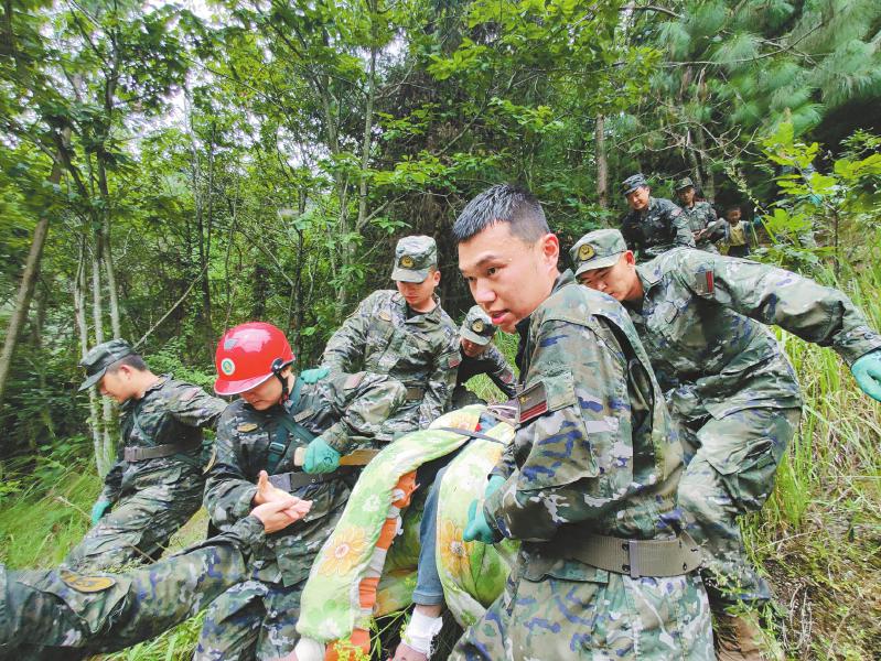 9月6日，武警.jpg