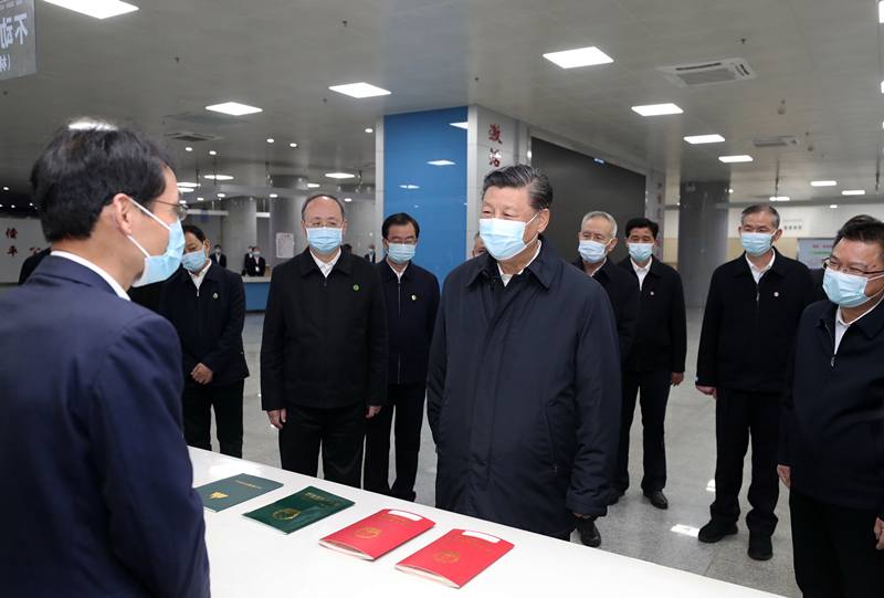 2021年3月23日，習(xí)近平在福建三明沙縣農(nóng)村產(chǎn)權(quán)交易中心考察。