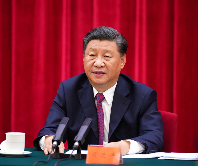 2020年9月3日下午，中共中央、國(guó)務(wù)院、中央軍委在北京人民大會(huì)堂舉行座談會(huì)，紀(jì)念中國(guó)人民抗日戰(zhàn)爭(zhēng)暨世界反法西斯戰(zhàn)爭(zhēng)勝利75周年。中共中央總書記、國(guó)家主席、中央軍委主席習(xí)近平出席座談會(huì)并發(fā)表重要講話。新華社記者 謝環(huán)馳 攝